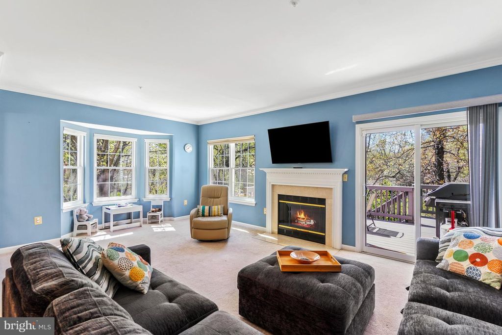 Image 3 of property listing at 11230 WATERMILL LN, Silver Spring, MD 20902