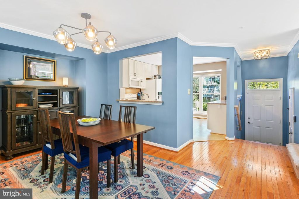 Image 9 of property listing at 11230 WATERMILL LN, Silver Spring, MD 20902