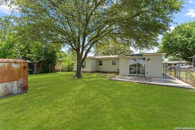 623 Weizmann St, San Antonio, TX 78213
