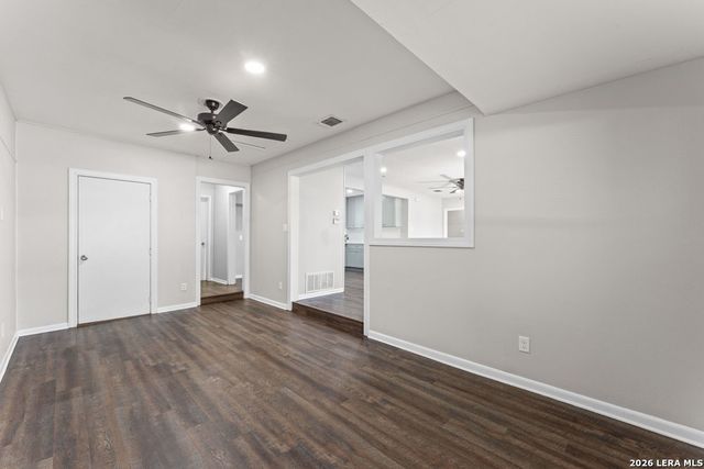 623 Weizmann St, San Antonio, TX 78213
