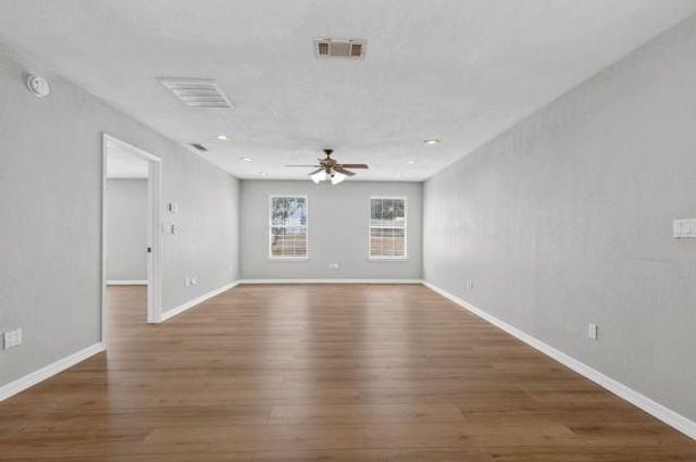 16 Brenda LN, Round Rock, TX 78665