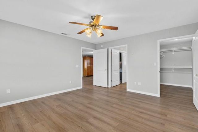 16 Brenda LN, Round Rock, TX 78665