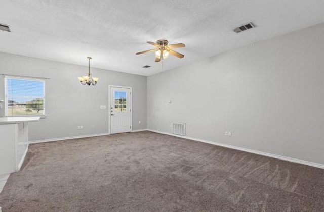 16 Brenda LN, Round Rock, TX 78665