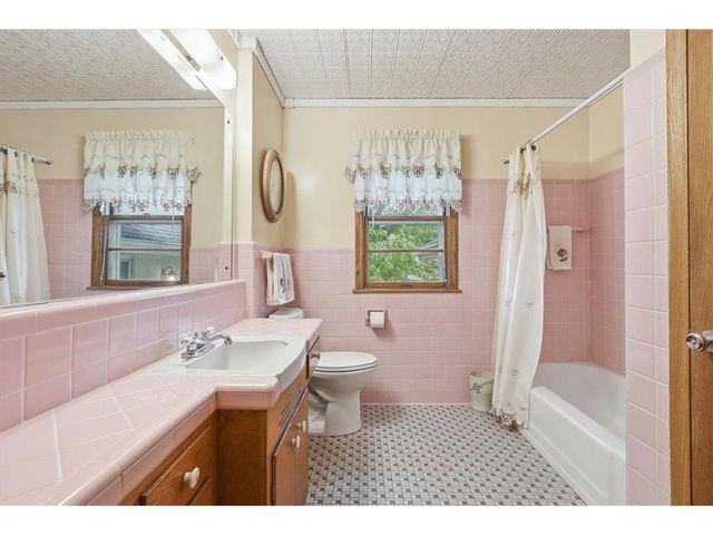 6428 12th Avenue, Minneapolis, MN 55423