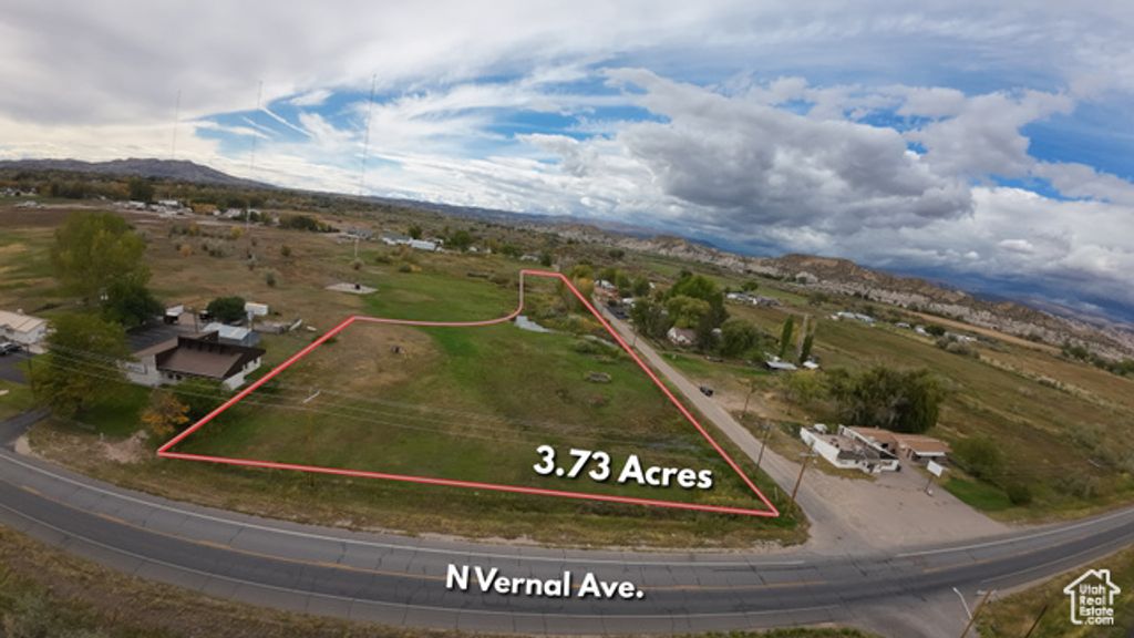 Image 1 of property listing at 101 W 2500 N, Vernal, UT 84078