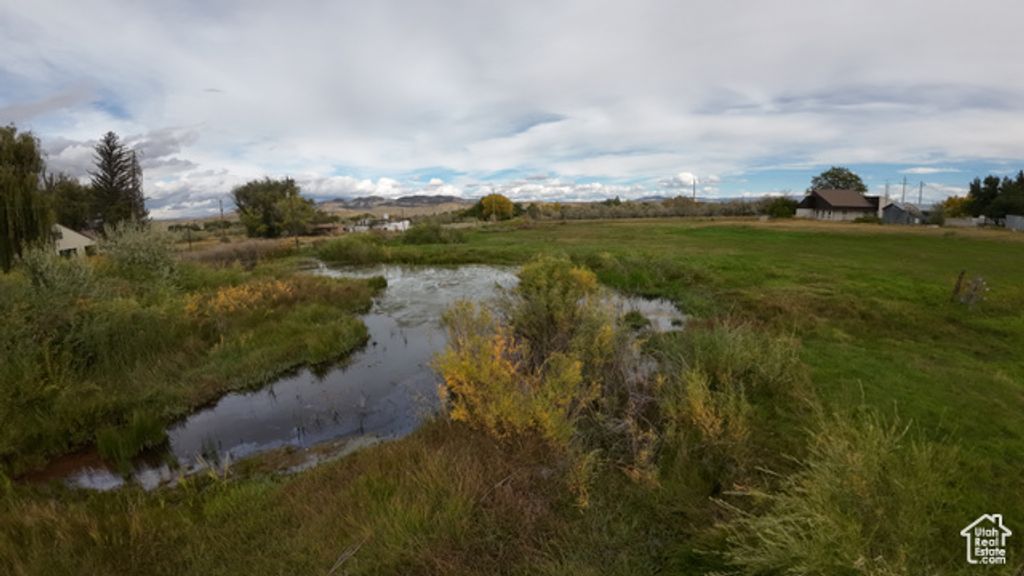 Image 7 of property listing at 101 W 2500 N, Vernal, UT 84078