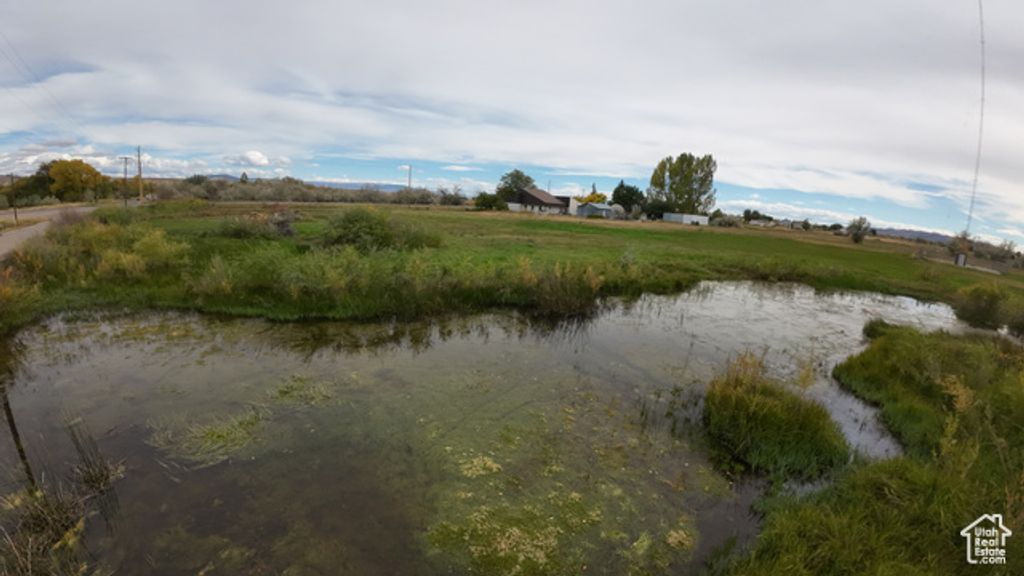 Image 8 of property listing at 101 W 2500 N, Vernal, UT 84078
