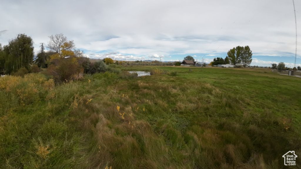 Image 9 of property listing at 101 W 2500 N, Vernal, UT 84078