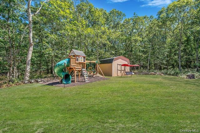 3 Emily Court, Hampton Bays, NY 11946