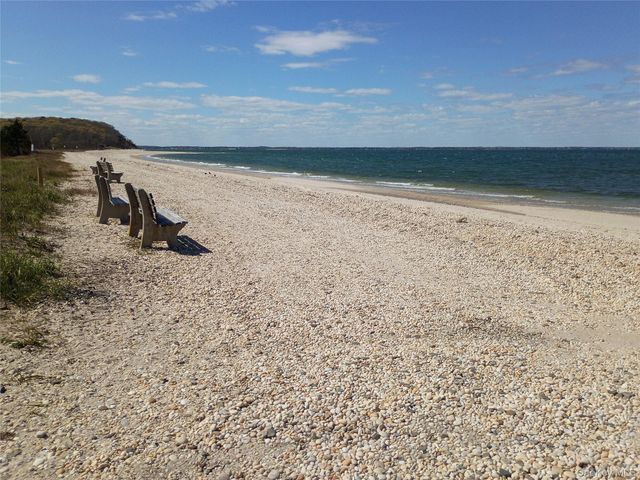 3 Emily Court, Hampton Bays, NY 11946