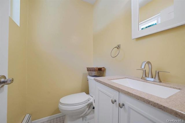 3 Emily Court, Hampton Bays, NY 11946