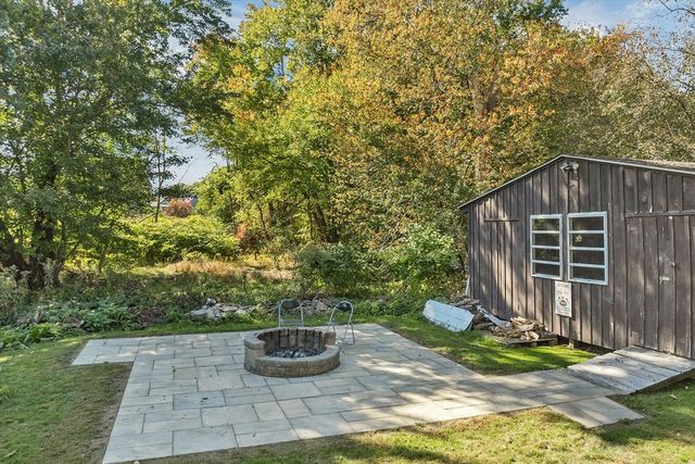 718 North Broadway, Haverhill, MA 01832