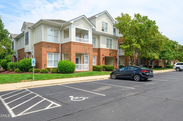 635 Waterford Lake Drive, Cary, NC 27519