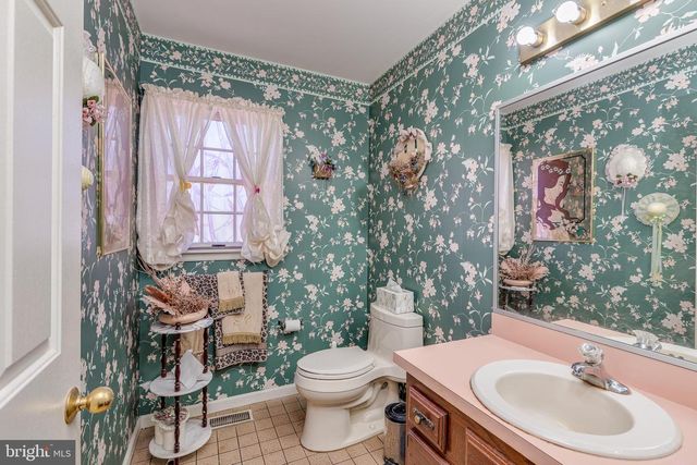 30 ROBERTS DR, Westampton, NJ 08060