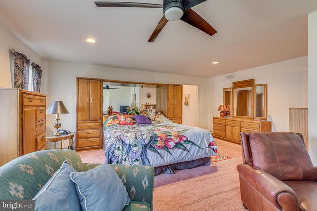 30 ROBERTS DR, Westampton, NJ 08060