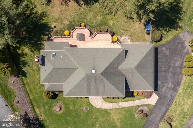 30 ROBERTS DR, Westampton, NJ 08060