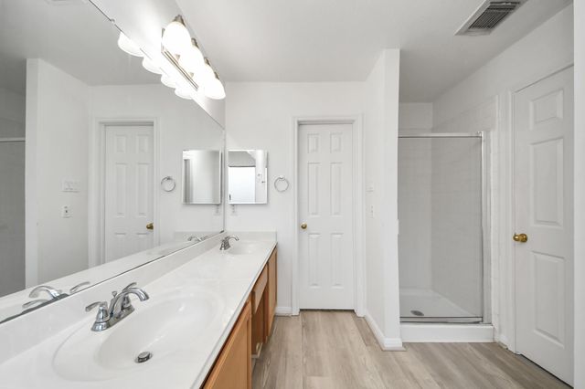 4014 Teal Vista Court, Fresno, TX 77545