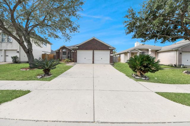 4014 Teal Vista Court, Fresno, TX 77545