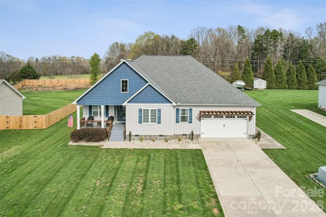 161 Wheatfield Drive, Statesville, NC 28677