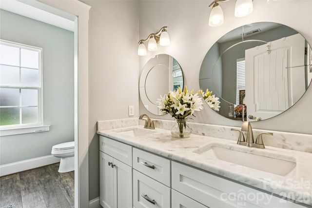 161 Wheatfield Drive, Statesville, NC 28677