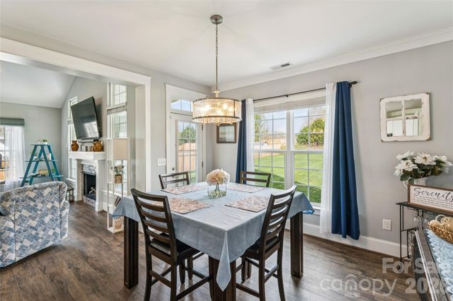 161 Wheatfield Drive, Statesville, NC 28677