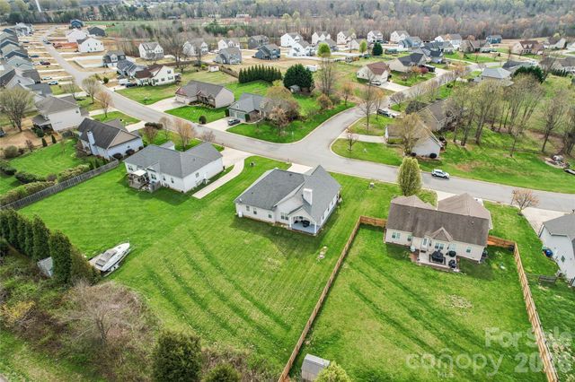 161 Wheatfield Drive, Statesville, NC 28677