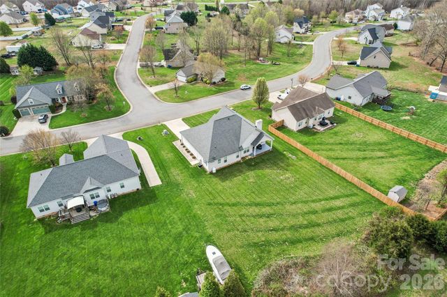 161 Wheatfield Drive, Statesville, NC 28677