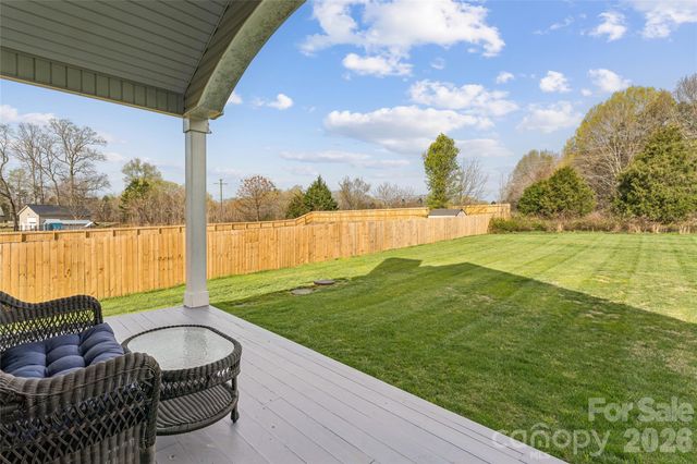 161 Wheatfield Drive, Statesville, NC 28677