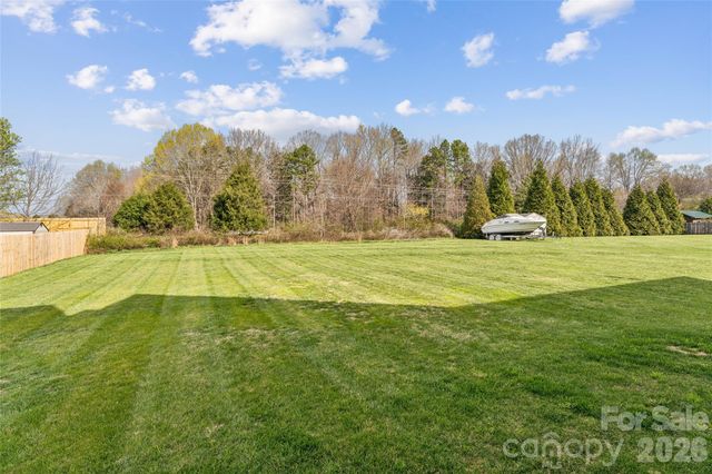 161 Wheatfield Drive, Statesville, NC 28677