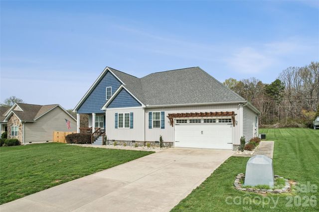 161 Wheatfield Drive, Statesville, NC 28677