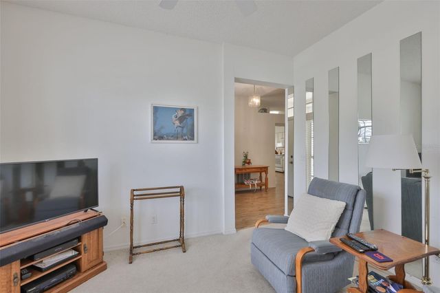 917 VILLEROY GREENS DRIVE 72, Sun City Center, FL 33573