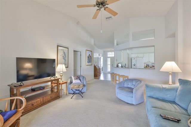 917 VILLEROY GREENS DRIVE 72, Sun City Center, FL 33573