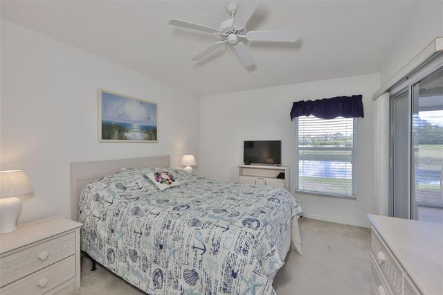 917 VILLEROY GREENS DRIVE 72, Sun City Center, FL 33573