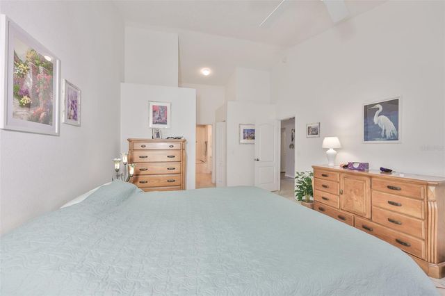 917 VILLEROY GREENS DRIVE 72, Sun City Center, FL 33573