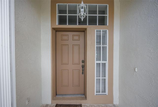 917 VILLEROY GREENS DRIVE 72, Sun City Center, FL 33573