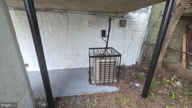 2325 ARUNAH AVE, Baltimore, MD 21216