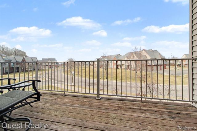 543 Addington Lane, Ann Arbor, MI 48108