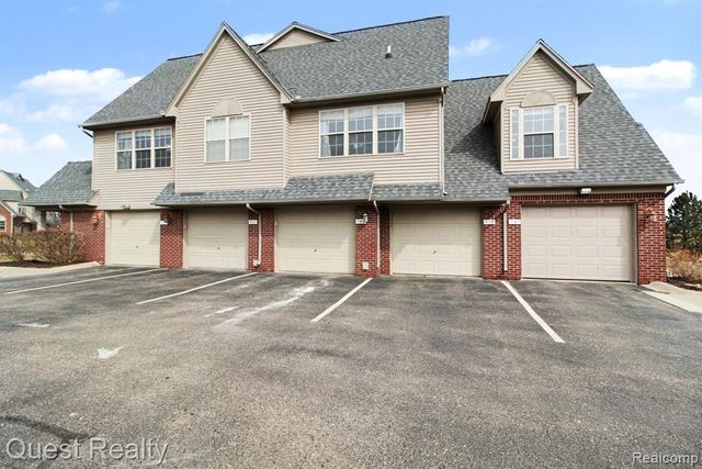 543 Addington Lane, Ann Arbor, MI 48108