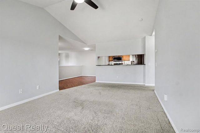 543 Addington Lane, Ann Arbor, MI 48108