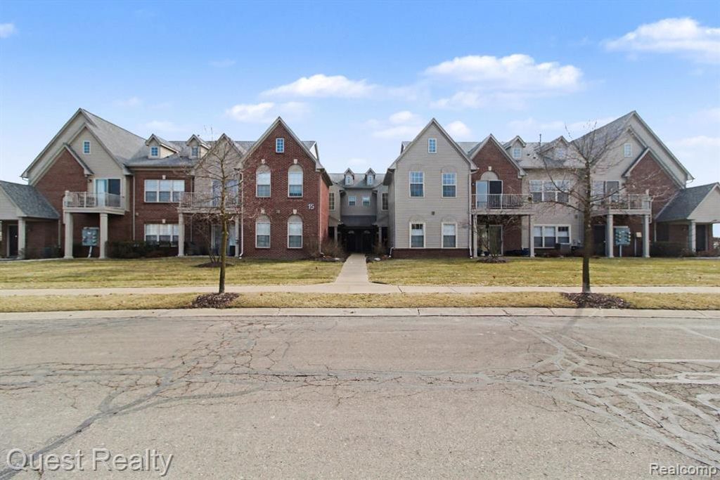 543 Addington Lane, Ann Arbor, MI 48108