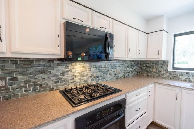 3015 Indian Acres Street, Alvin, TX 77511