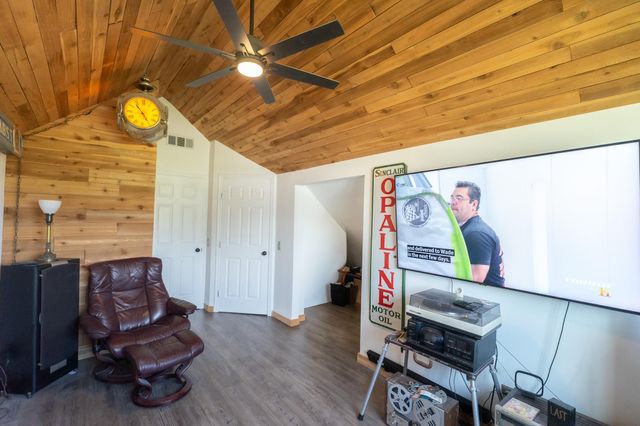 3015 Indian Acres Street, Alvin, TX 77511