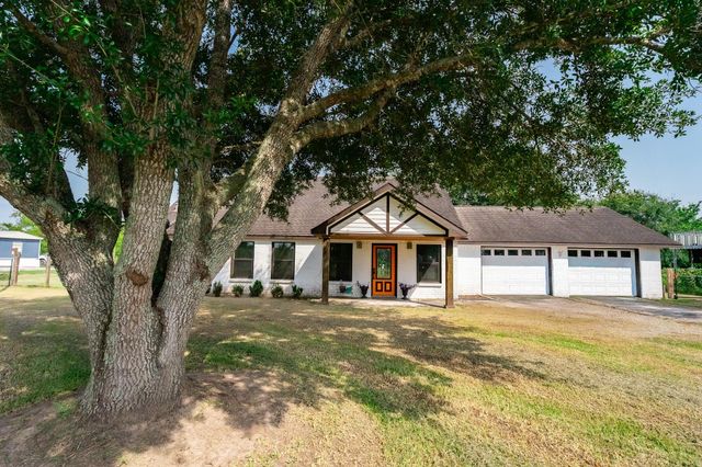 3015 Indian Acres Street, Alvin, TX 77511