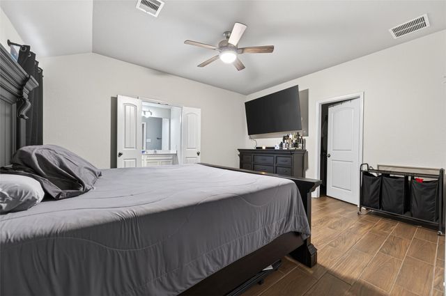 502 Winburn Tide Lane, La Porte, TX 77571