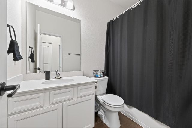 502 Winburn Tide Lane, La Porte, TX 77571