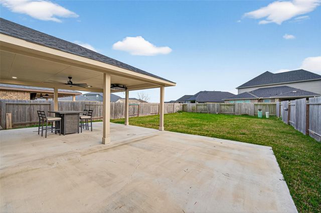 502 Winburn Tide Lane, La Porte, TX 77571