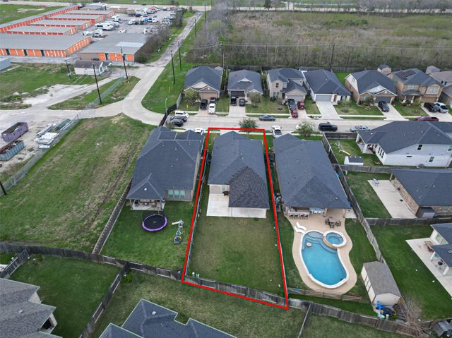 502 Winburn Tide Lane, La Porte, TX 77571