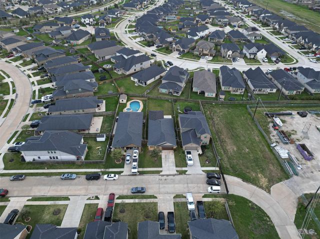 502 Winburn Tide Lane, La Porte, TX 77571