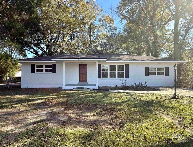 201 S Stuart Street, Foley, AL 36535