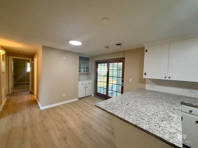 201 S Stuart Street, Foley, AL 36535